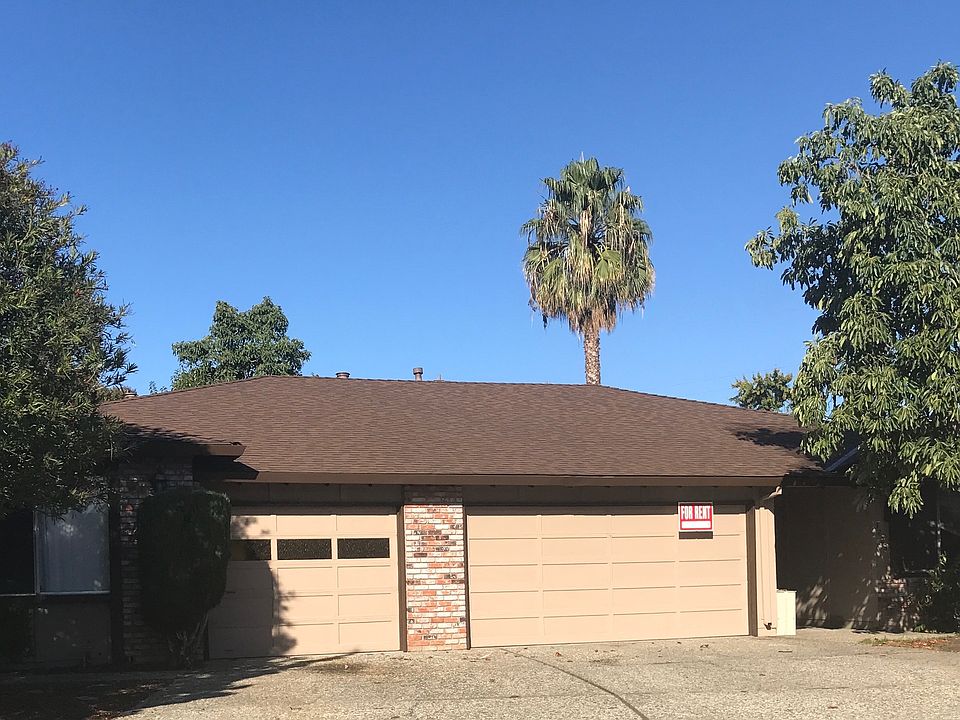 Spacious 2 Bdr 2 Bath Duplex Home newly remodeled.