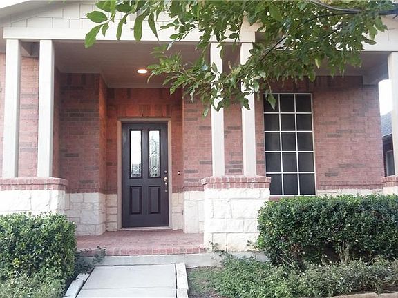 2nd image of 2305 Clairborne Dr