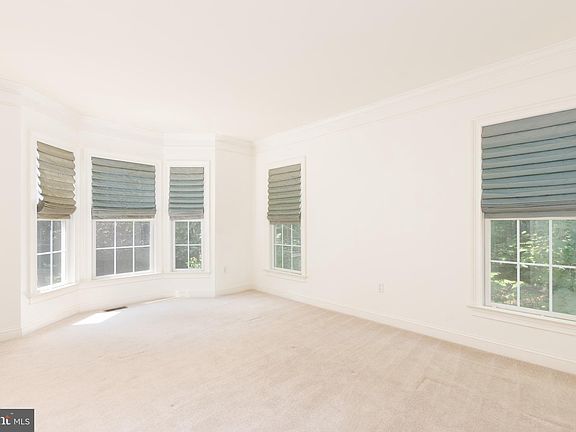 3rd image of 1500 Hilltop Ave