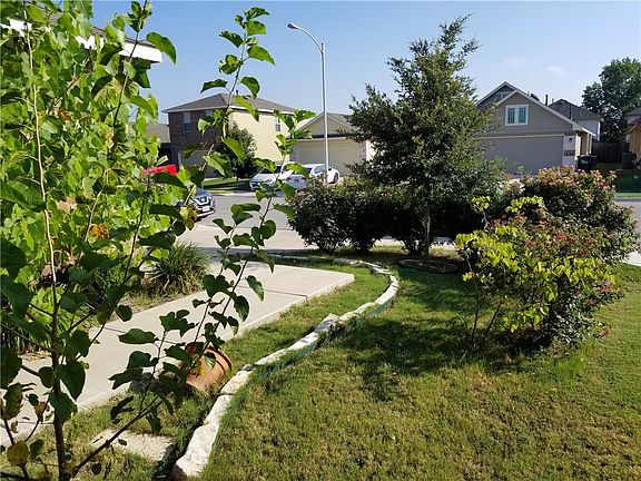 2nd image of 15107 Verela Dr