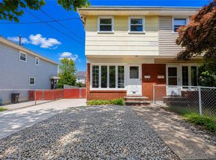 382 Hanover Ave, Staten Island, NY 10304