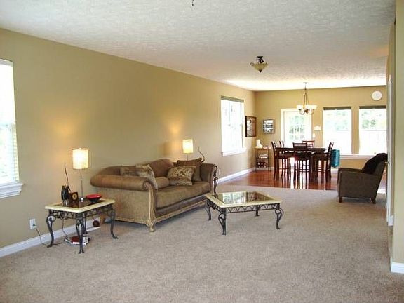 5th image of 408 Catherwood Dr APT 1