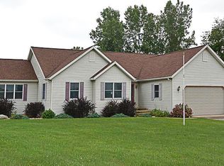 37425 20th Ave, Gobles, MI 49055