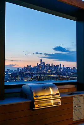 Rented by Nooklyn NYC LLC | media 19