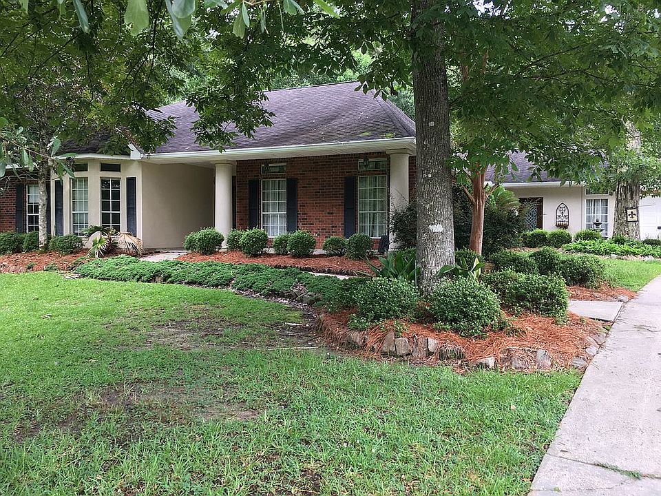 1st image of 40420 Hoffman Ct