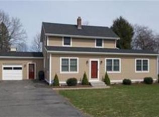 31 Farley Ave, Ipswich, MA 01938