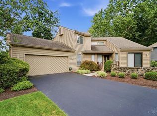 15 Falling Brk, Cincinnati, OH 45241