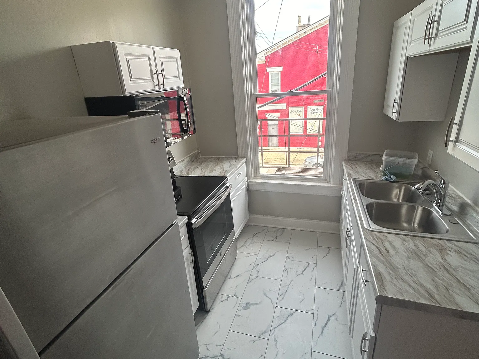 2 bed, 1350 sqft, $1,400 — Photo 2