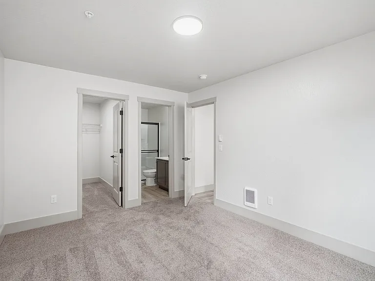 1808 N 15th St #101 — Photo 52