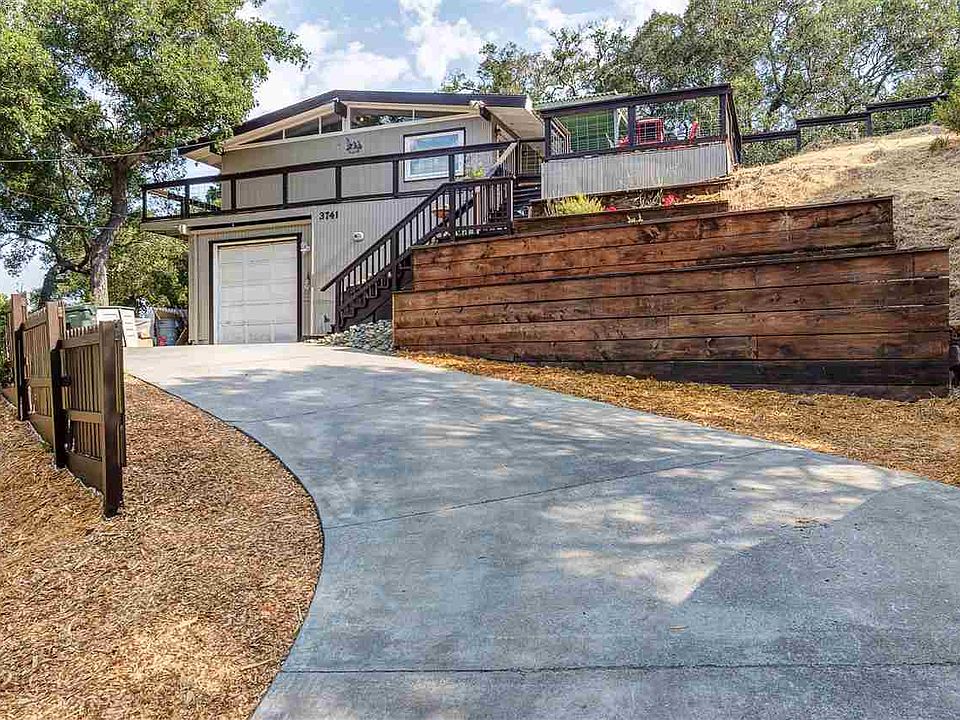 1st image of 3741 Brookside Dr