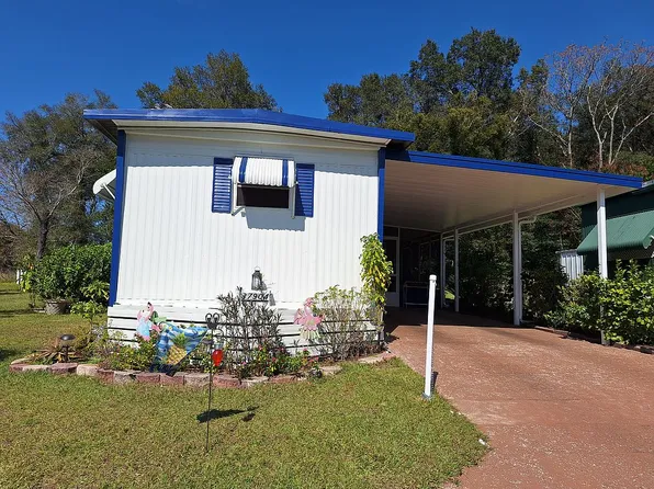 37904 Lake Gilbert Cir, Dade City, FL 33525