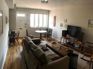 218 10th St NE APT 1, Washington, DC 20002