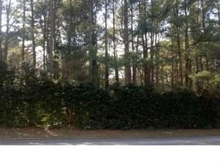 1439 Ridge Rd, Raleigh, NC 27607