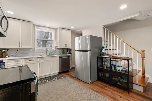 50 Hammond St #2 Photo 1