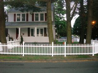 13 Girard St, Norwalk, CT 06850