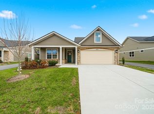 835A Wynnshire Dr, Hickory, NC 28601