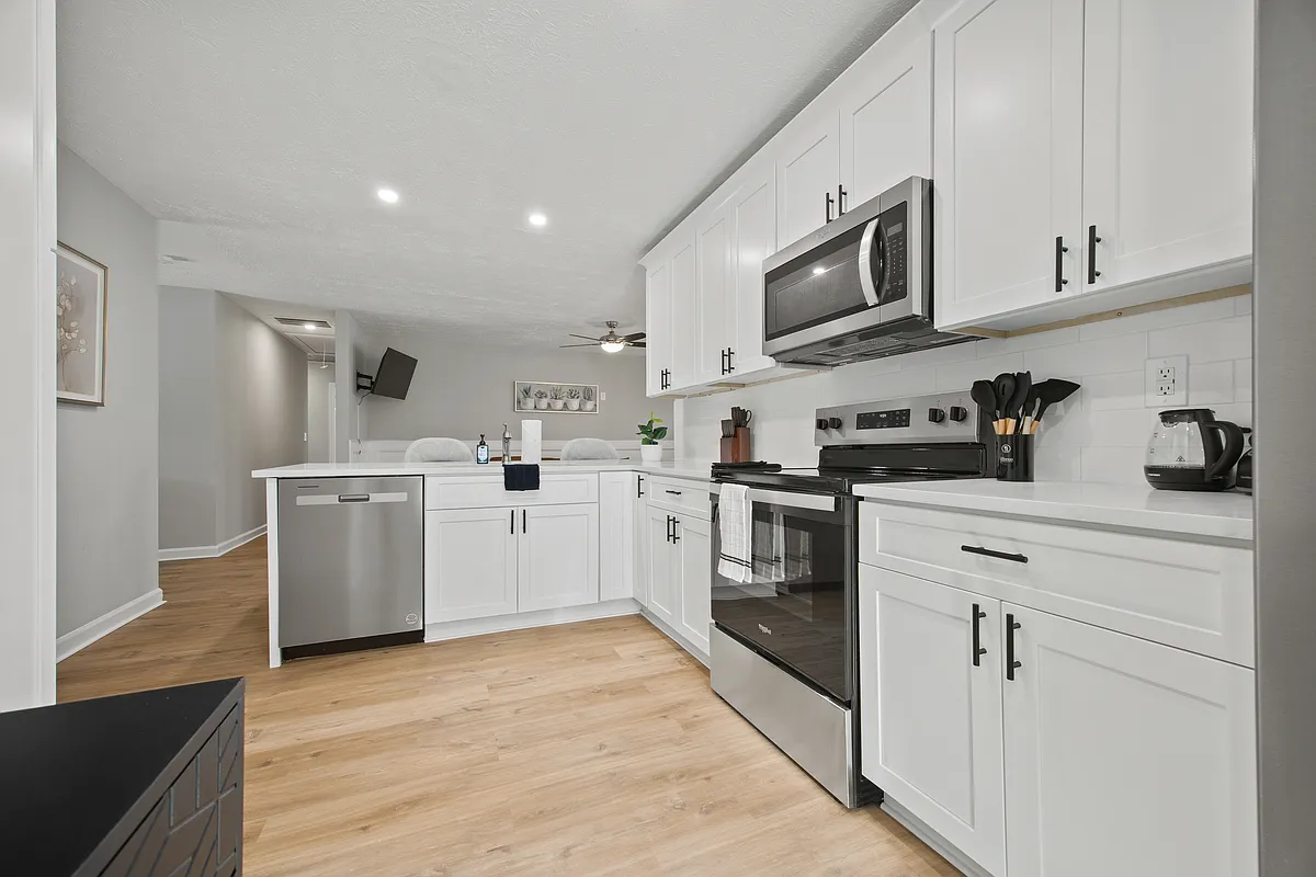 Building Photo - 2031 Jockey Ct