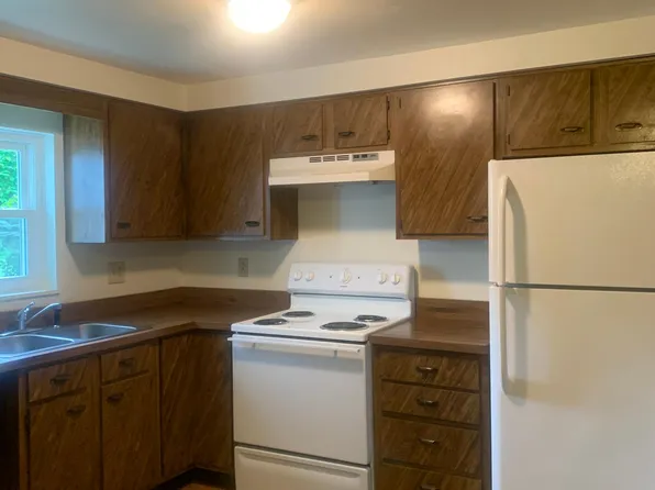 526 Perry Hwy #1, Harmony, PA 16037