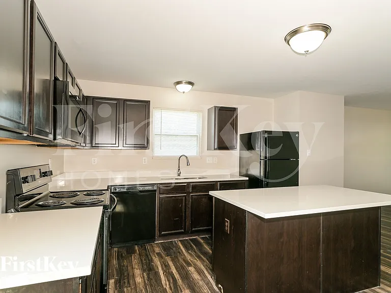 5454 Misty Crossing Ct — Photo 8