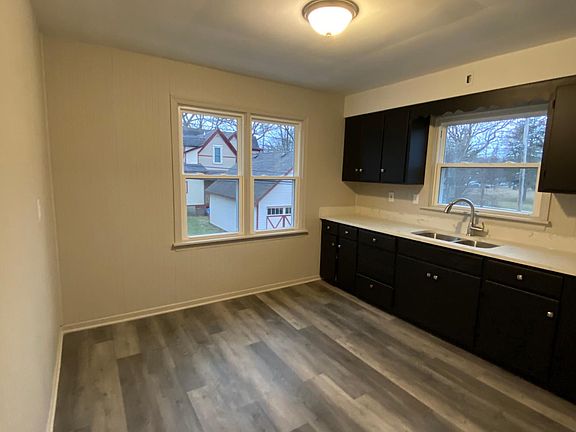 5th image of 100 W 19th St #Penthouse