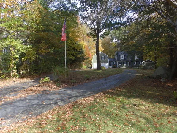 474 Pike Ave, Attleboro, MA 02703