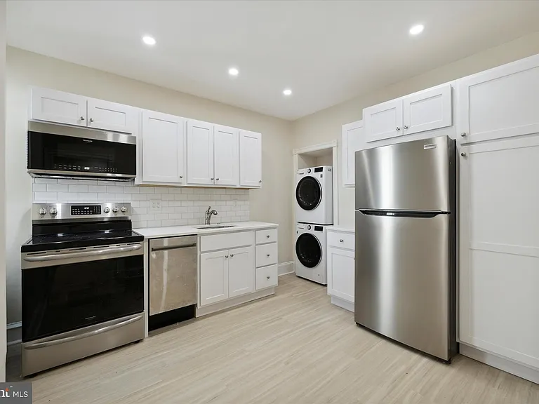2308 E Allegheny Ave #2 — Photo 7