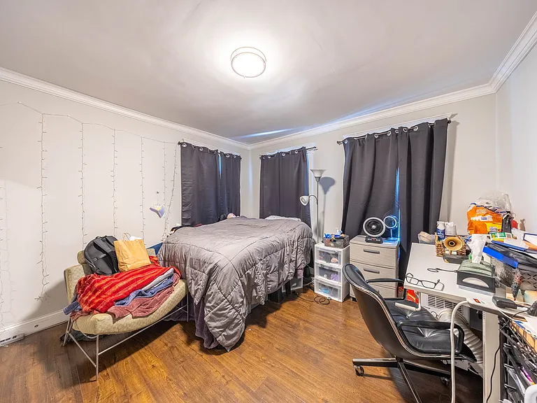 662 Moody St #2 — Photo 7