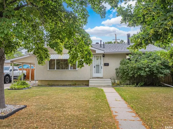 1903 Wilson CRESCENT, Saskatoon, SK S7J 2N8