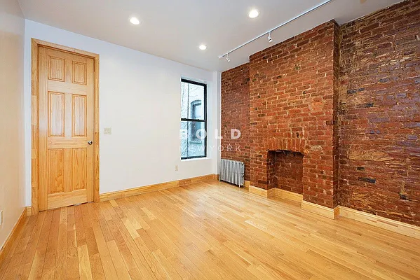 Rented by Bold New York | media 4