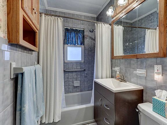 5th image of 177 N Hickory St