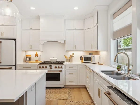 2819B Hody Dr, Nashville, TN 37206