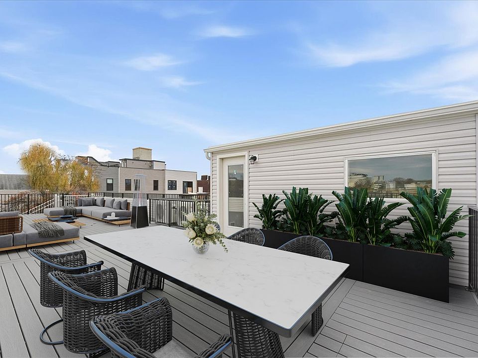 1st image of 134 New York Ave #4