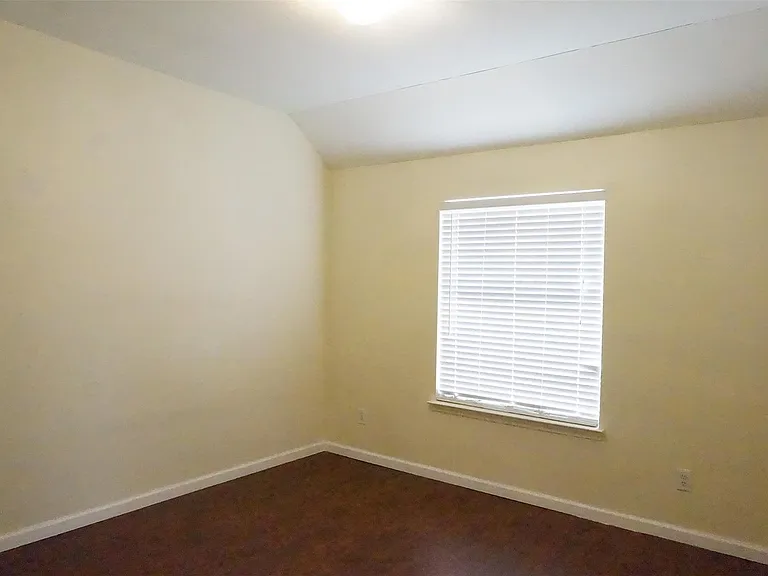 2114 Madewood Dr — Photo 18
