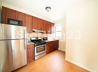 28-02 37th St #4D, Astoria, NY 11103