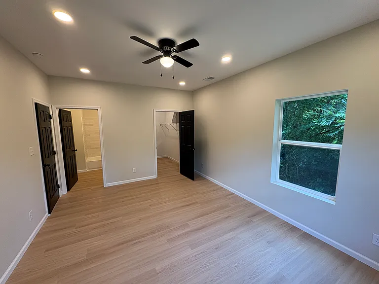 2632 Hydraulic Rd — Photo 12