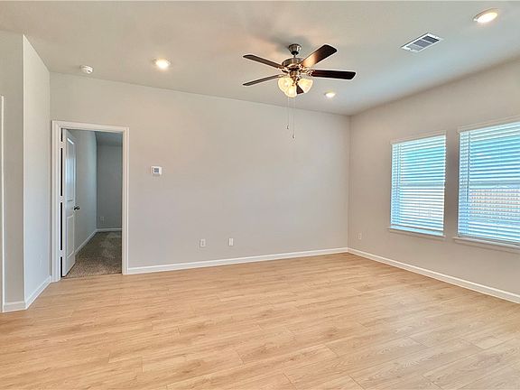 5th image of 2677 Fremont Ct