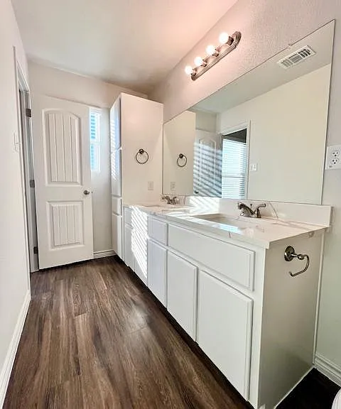 110 Dolphin Dr #A — Photo 15