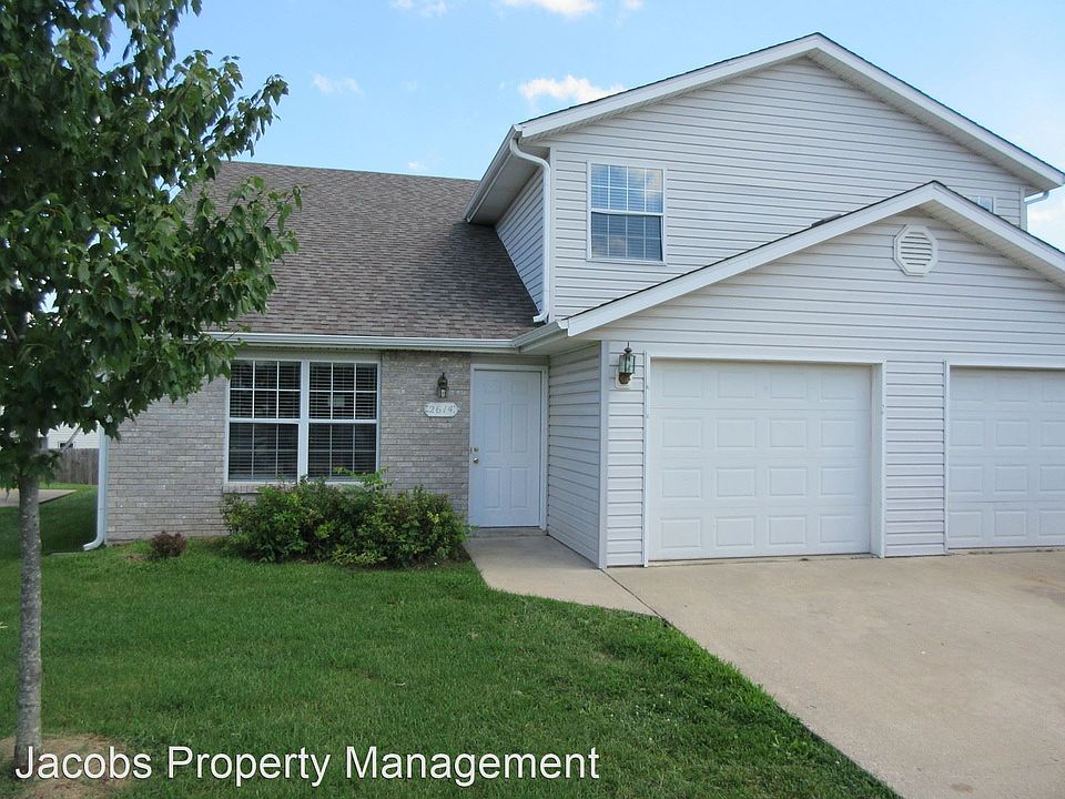 1st image of 2614 Northampton Dr