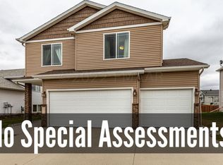 4934 44th St S, Fargo, ND 58104