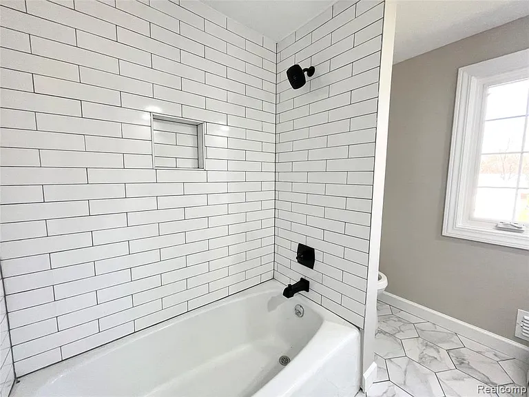 600 Sedgefield Dr — Photo 24