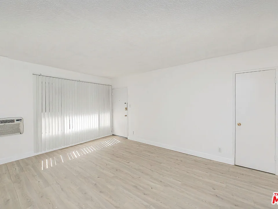 428 S Wilton Pl #3