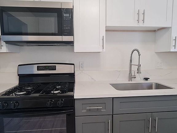 4th image of 1473 W Almond Ave #0