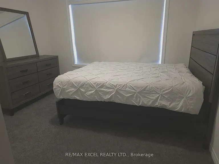 42 Simona Ave — Photo 17