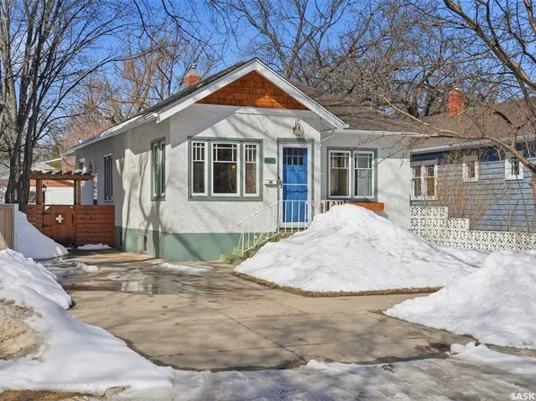 903 6th AVENUE N, Saskatoon, SK S7K 2T3