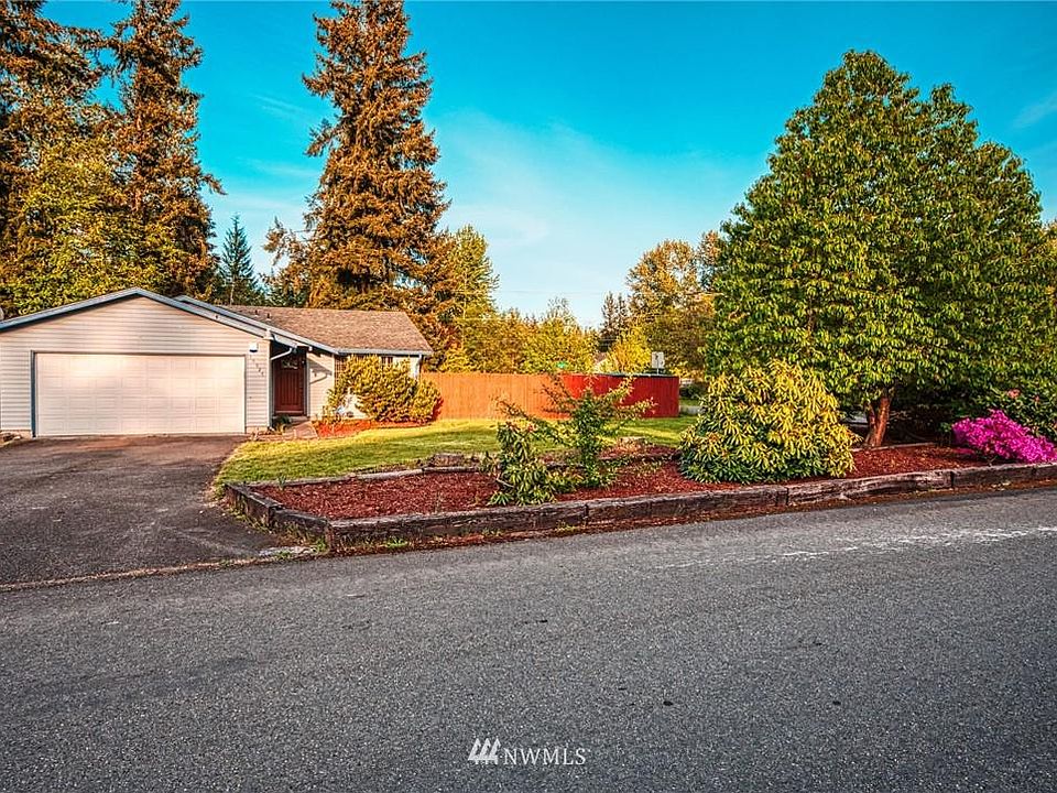 1st image of 15925 121st Avenue Ct E