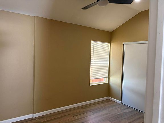 4th image of 540 S 28th