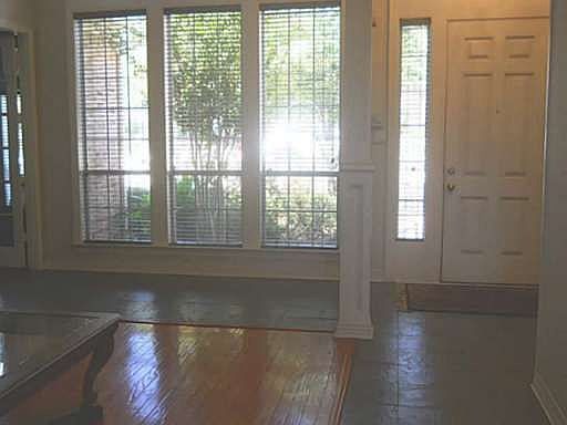 3rd image of 3102 Hillside Dr