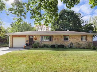 6017 Mayhill Dr, Madison, WI 53711