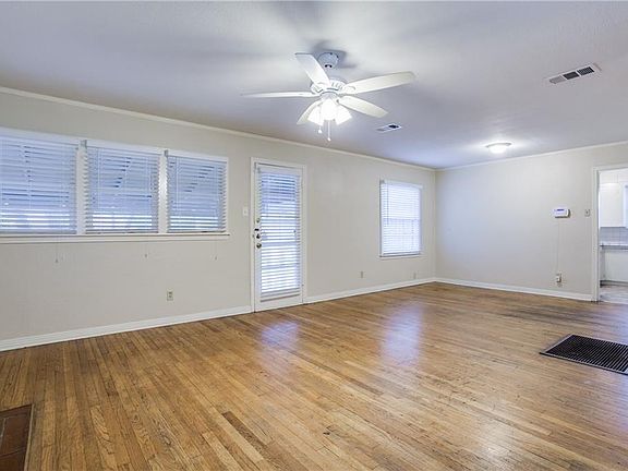 5th image of 3415 W Clarendon Dr
