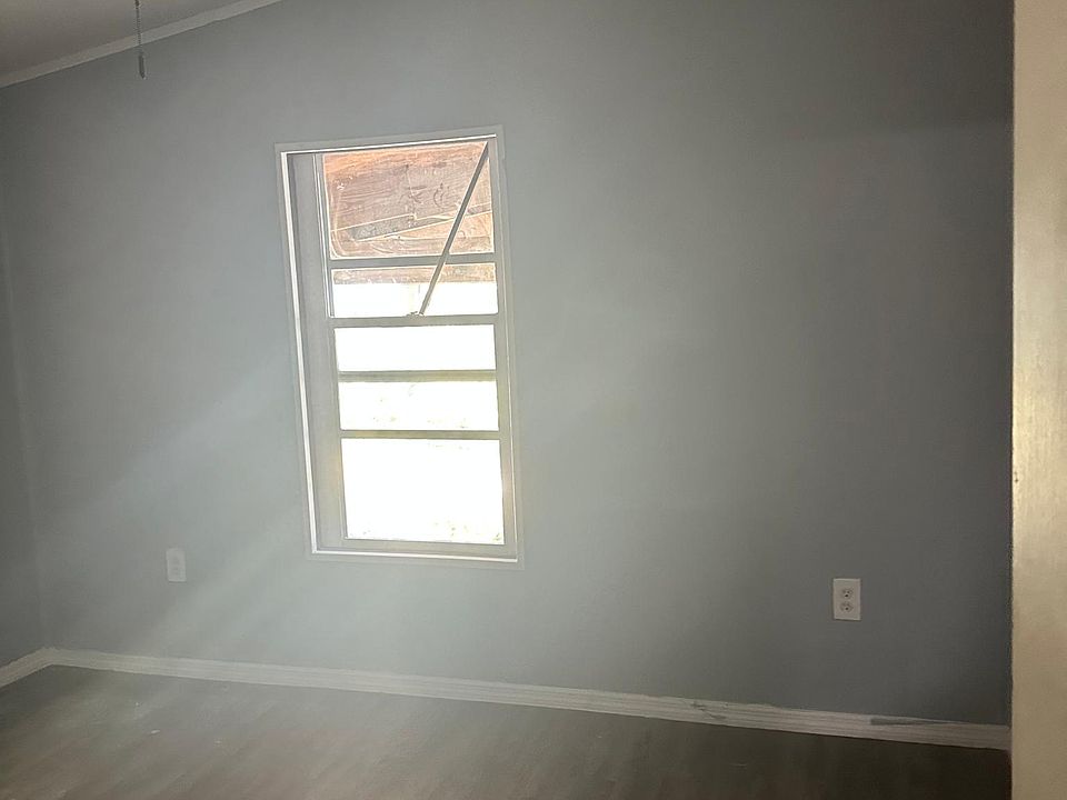 1st image of 618 Crevasse St
